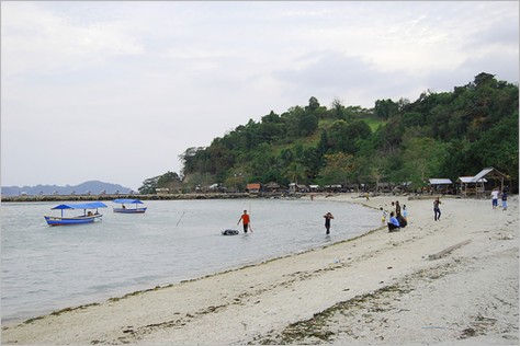 Berlibur ke Pantai Mutun Lampung - Lampung : Indahnya Pantai Mutun Plus Bonus Pulau Tangkil Lampung