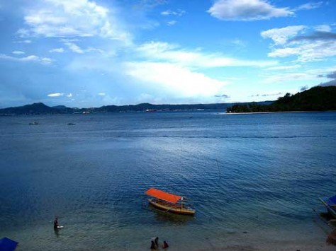 pantai mutun 3 - Lampung : Indahnya Pantai Mutun Plus Bonus Pulau Tangkil Lampung