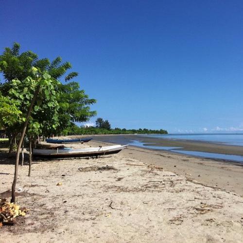 Sulawesi Tenggara , Pantai Batu Gong, Kendari – Sulawesi Tenggara : Pantai  Batu Gong