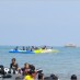 Bengkulu, : naik-banana-boat-pantai-carita