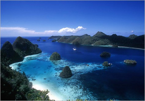 Raja Ampat , Kepulauan Raja Ampat Papua – Surga di Indonesia : kepulauan-raja-ampat-dari-atas