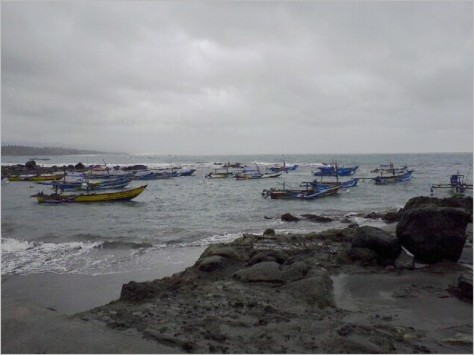 pantai jayanti cianjur - Jawa Barat : Pantai Jayanti Cianjur yang Indah dan Menawan