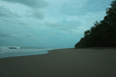 pantai ujung batee - Aceh : Pantai Ujung Batee di Aceh yang Menawan