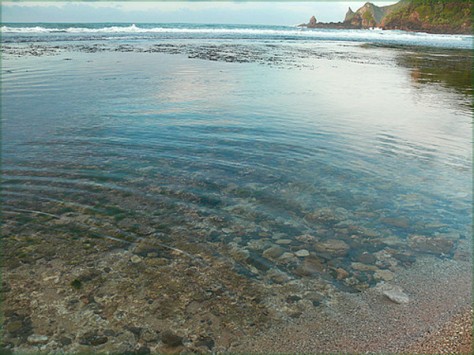 air pantai di wediombo - DIY Yogyakarta : Pantai Wediombo Gunung Kidul Yogya