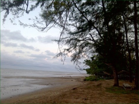 pantai lamaru - Kalimantan Selatan : Pantai Lamaru Balikpapan – Potensi wisata yang terpendam