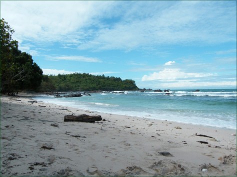 pantai wediombo - DIY Yogyakarta : Pantai Wediombo Gunung Kidul Yogya