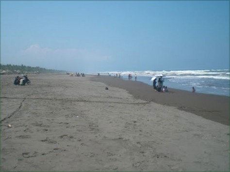 pemandangan pantai - Jawa Tengah : Pantai Widarapayung Cilacap