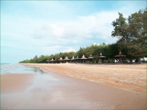 pasir pantai lombang - Jawa Timur : Pantai Lombang, Sumenep – Madura
