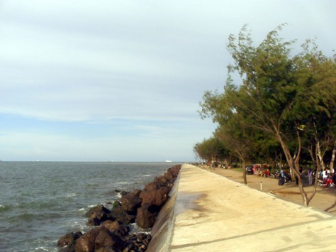 batu pantai marina semarang - Jawa Tengah : Pantai Marina Semarang