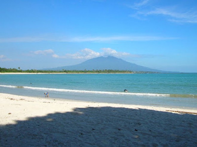 Lampung , Pantai Merak Belantung Kalianda : Pantai Merak Belantung