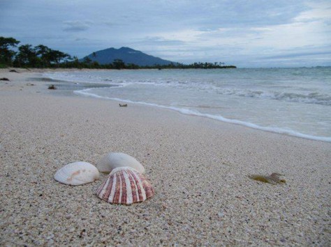 pantai merak belantung kalianda lampung - Lampung : Pantai Merak Belantung Kalianda