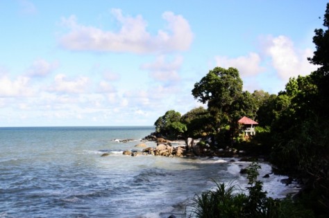 Pantai Bukit Batu Belitung Timur - Belitong : Pantai Bukit Batu, Damar – Belitung timur