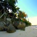 Maluku, : Penginapan-Freddies-di-Pantai-Sumur-Tiga