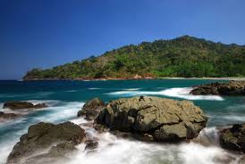 Jawa Timur , Pantai Rajegwesi, Banyuwangi – Jawa Timur : Keindahan Pantai Rajeg Wesi
