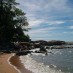 DKI Jakarta, : keindahan pantai tanjung bajau ditemani batu batu besar untuk bersantai