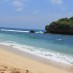 DIY Yogyakarta , Pantai Ngandong, Gunung Kidul – Yogyakarta : pantai berpasir putih