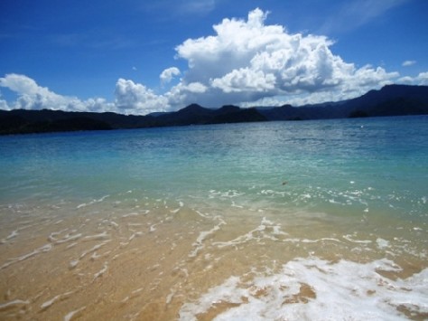 Papua , Pantai Harlem, Jayapura – Papua : pantai harlem tercantik di jayapura