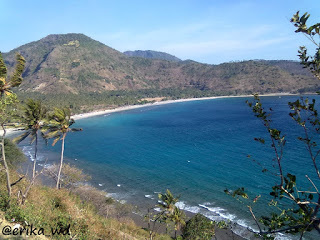 Bali & NTB , Pantai Nipah, Lombok – Nusa Tenggara Barat : Pesona Pantai Tanjung Nipah