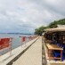 Jawa Barat, : stan makanan di pantai malalayang