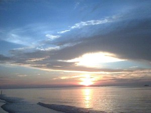 sunrise pantai srawangan - Kalimantan Selatan : Pantai Swarangan, Tanah Laut – Kalimantan Selatan