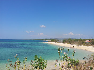 Nusa Tenggara , Pantai Tablolong & Gua Kristal, Kupang – NTT : Tablolong Beach   Kupang Ntt