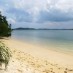 Kalimantan Barat, : Hamparan Pasir Di pesisir pantai piayu laut