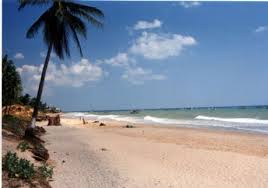 Hamparan Pasir di Pesisir  Pantai Ponjuk Timur Talango - Jawa Timur : Pantai Ponjuk Talango, Madura – Jawa timur