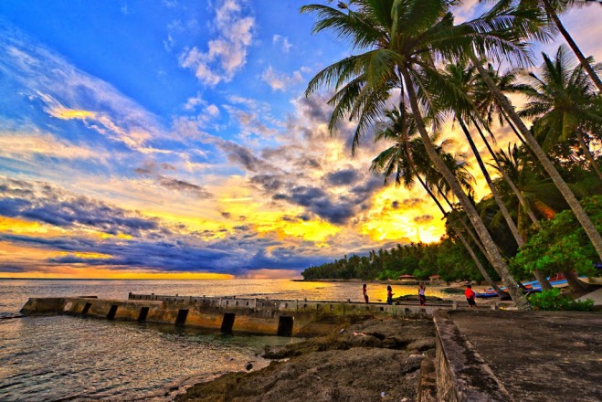 Maluku , Pantai Namalatu, Ambon – Maluku : Namalatu Beach Ambon, Maluku