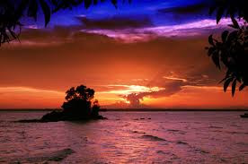 Kalimantan Timur , Pantai Melawai, Balikpapan – Kalimantan Timur : Panorama Sunset Di Pantai Melawai