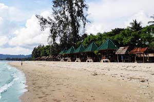 Sulawesi Tenggara , Pantai Tanjung Taipa, Kendari – Sulawesi Tenggara : Pantai Tanjung Taipa