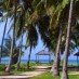 Maluku, : Pantai Toropina yang rindang