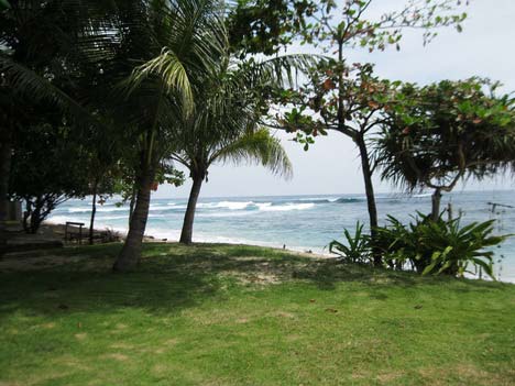 Pemandangan Pantai Rantung - Bali & NTB : Pantai Rantung, Sumbawa – NTB