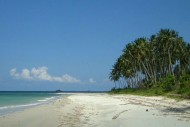 Kepulauan Riau , Pantai Trikora, Bintan – Batam : Pesisir Pantai Trikora