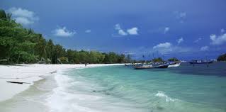 Belitong , Pantai Tanjung Kelayang, Belitung – Bangka : Suasana Pesisir Pantai Tanjung Kelayang