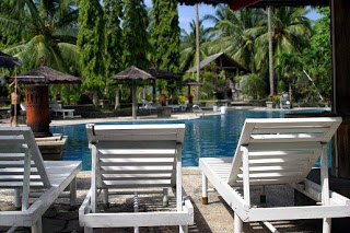 Sulawesi Utara , Pantai Tasik Ria, Manado – Sulawesi Utara : Suasana Resort Di Pantai Tasik Ria