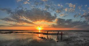 Nusa Tenggara , Pantai Manikin, Kupang – Nusa Tenggara Timur : Sunset Yang Menawan Di Pantai Manikin, Kupang
