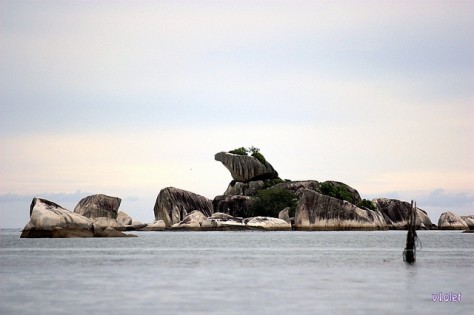 batu garuda - Belitong : Pantai Tanjung Kelayang, Belitung – Bangka