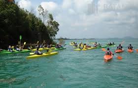 Kepulauan Riau , Pantai Piayu Laut, Batam – Kepulauan Riau : Bermain Kayaking Di Pantai Piayu Laut
