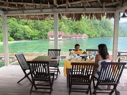 Maluku , Pantai Ora, Maluku – Ambon : Bersantai Sambil Menikmati Pemandangan Pantai Ora, Ora Beach Resort