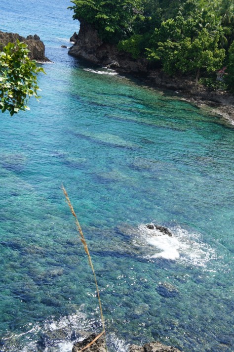 SONY DSC - Maluku : Pantai Pintu Kota, Ambon – Maluku