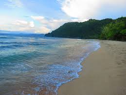 Papua , Pantai Dok II, Jayapura – Papua : hampara pasir di pasir di pantai Dok II