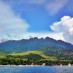 Jawa Timur , Pantai Pasir Putih, Situbondo – Jawa Timur : panorama  pantai pasir putih Situbondo
