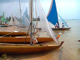 Kepulauan Riau , Pantai Sembulang, Batam – Kepulauan Riau : perahu nelaya di pantai sembulang