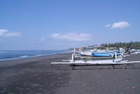 Bali , Pantai Goa Lawah, Klungkung – Bali : Perahu Perahu Di Pantai Goa Lawah