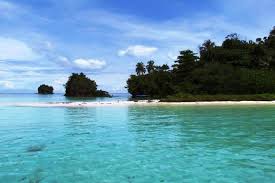 Sumatera Utara , Pantai Lagundri, Nias – Sumatera Utara : Perairan Di Pantai Lagundri