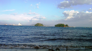 Papua , Pantai Dok II, Jayapura – Papua : Perairan Pantai Dok II
