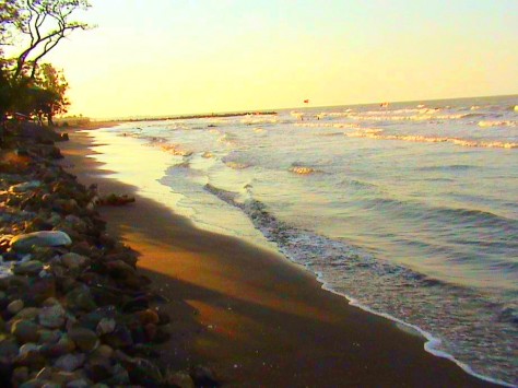 senja di pantai tirtamaya - Jawa Barat : Pantai Tirtamaya, Indramayu – Jawa Barat