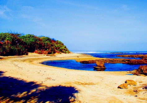 Jawa Barat , Pantai Sayang Heulang, Garut – Jawa Barat : sisi lain pantai Sayang Heulang