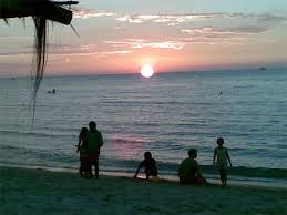 Sumatera Utara , Pantai Indah Laowomaru, Nias – Sumatera Utara : Suasan Senja Di Pantai Indah Laowomaru