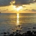 Maluku, : suasana senja di pantai kasih